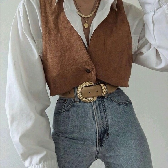 SOLD Vintage camel leather suede vest - Picture 1 of 6